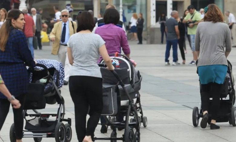 Za više od 14 hiljada majki u FBiH predlažu mjesečna primanja i pravo na penziju