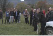 Protesti protiv Arapa u Mokrom kod Pala: “Ne damo Arapima našu srpsku zemlju”