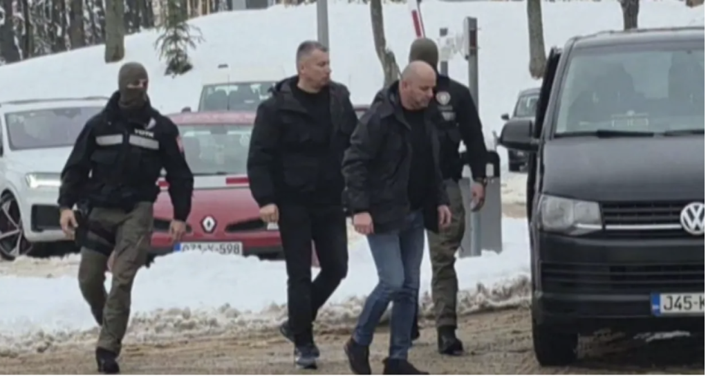 Detalji sa ročišta: Nešiću godišnje dobijao 250.000 KM, novac su mu ostavljali i u kafani