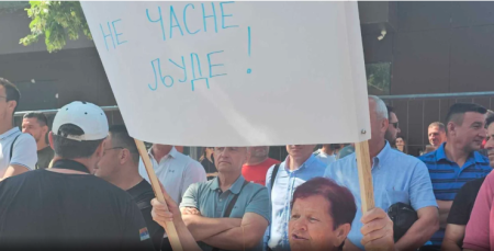 protest Miličević Dodik ironija