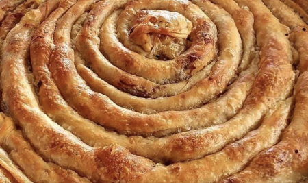 Burek postao luksuz: Cijene pita u Sarajevu šokirale građane