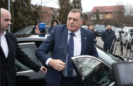 Kakvu je odluku Apelaciono vijeće donijelo o drugostepenoj presudi Dodiku