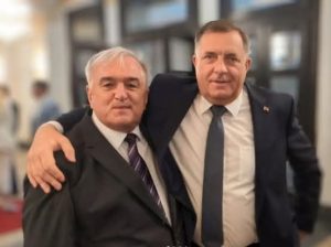Umičević stao uz Dodika