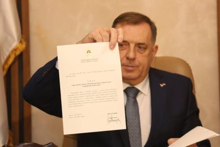 DODIK IZNENADIO PORUKOM: Poslao jasno upozorenje o povratku na vrh RS-a
