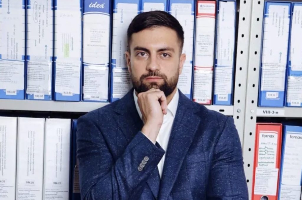 Hoće li ove informacije uništiti SNSD i Sinišu Karana? – Za sve je “kriv” njegov sin, evo detalja