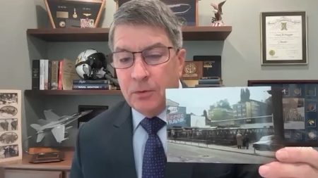 BIVŠI KOMANDANT AMERIČKE PETE FLOTE SE PRISJEĆA: “Bio sam tamo kada se desila Srebrenica, znali smo da…” BIVŠI KOMANDANT AMERIČKE PETE FLOTE SE PRISJEĆA- Bio sam tamo kada se desila Srebrenica, znali smo da...