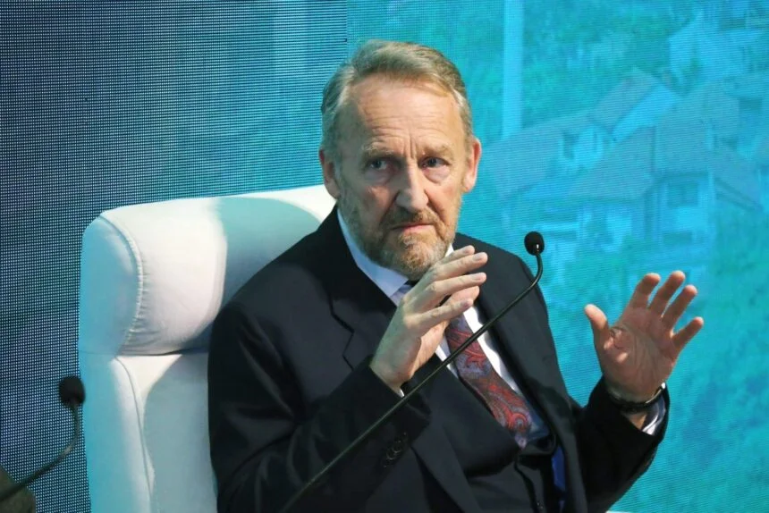 Bakir Izetbegović: Moramo otvoriti oči našem narodu, to nije stvar ponosa već opstanka