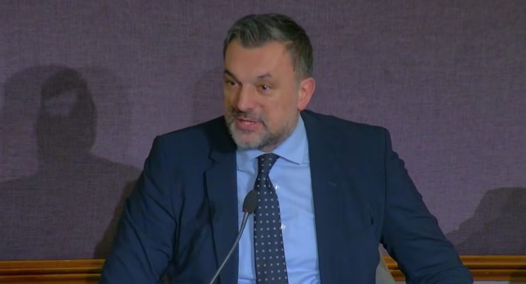 Konakovićeva kapitulacija u Zagrebu: Diplomatija BiH u službi Plenkovića i HDZ-a Konakovićeva kapitulacija u Zagrebu- Diplomatija BiH u službi Plenkovića i HDZ-a