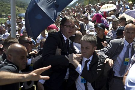 Penzionisani policajac potresao Srbiju- “U Potočare smo poslani ilegalno, evo šta se krije iza napada na Vučića