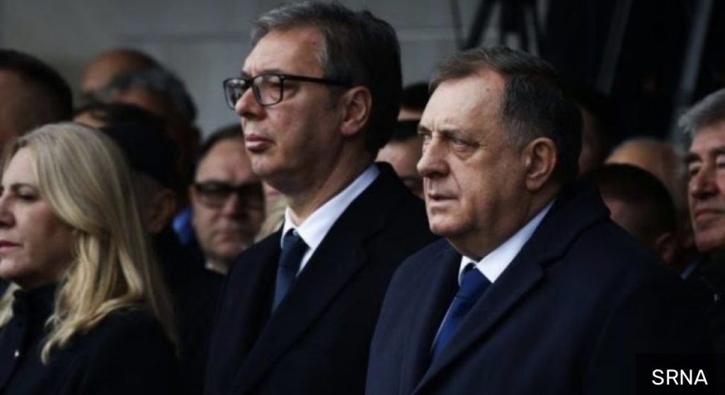 Vučić iz Trebinja pozvao Srbe da budu spremni braniti svoja ognjišta: Spremaju se velike “oluje”