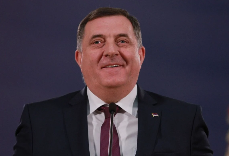Dodik pozvao opoziciju: „Da ne bi poludili, napustimo Dejton i proglasimo nezavisnost RS“
