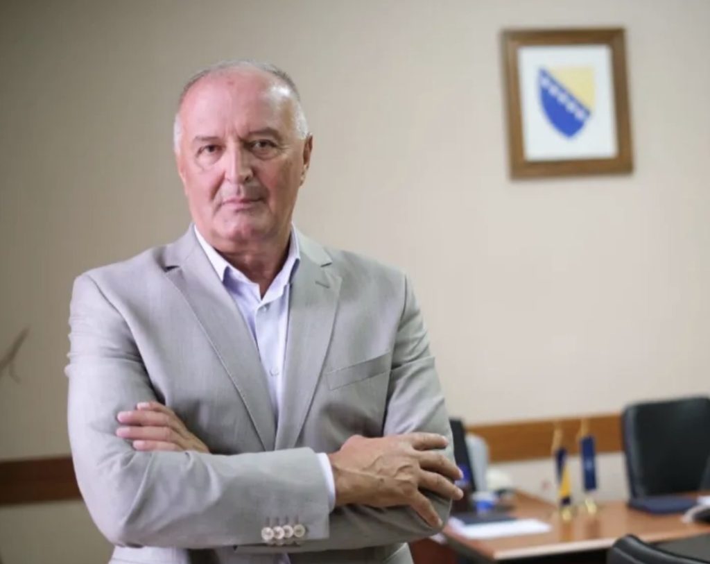 Država “gori” nakon Helezove poruke o ruskim kampovima u BiH: Trag vodi do vrha režima u RS-u?