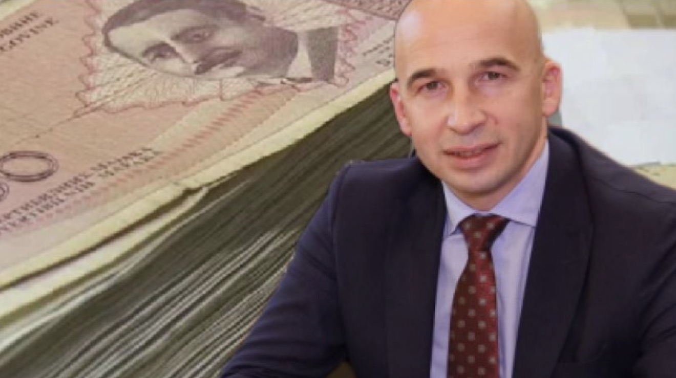 Jednokratna pomoć: Za Dan nezavisnosti 450 KM zaposlenicima