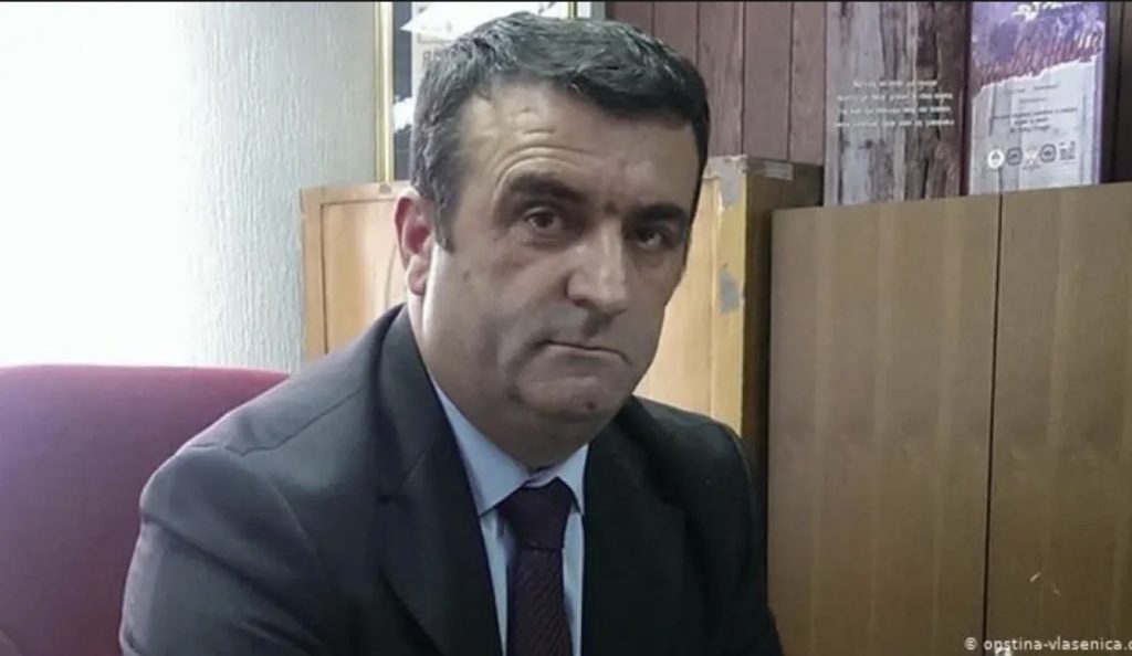 Sud BiH potvrdio optužnicu protiv načelnika Vlasenice zbog veličanja ratnih zločinaca Sud BiH potvrdio optužnicu protiv načelnika Vlasenice zbog veličanja ratnih zločinaca