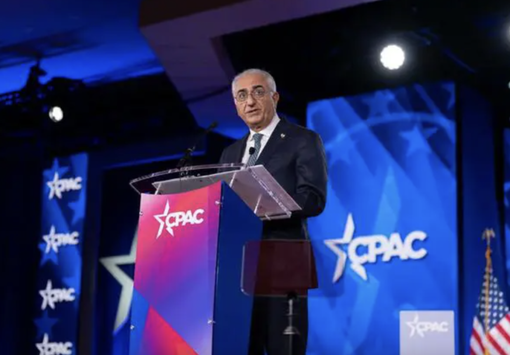 Reza Pahlavi: “Napravit ćemo Iran velikim ponovo” Reza Pahlavi: “Napravit ćemo Iran velikim ponovo”