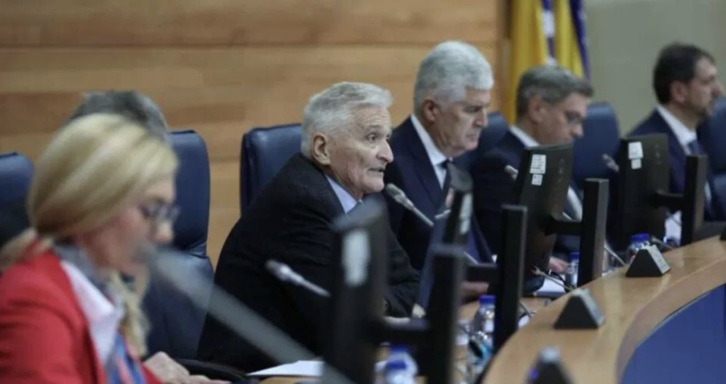 Špirić već 20 godina ne sipa gorivo: Ima ušteđevinu od skoro pola miliona KM i mjesečna primanja 10.000 KM