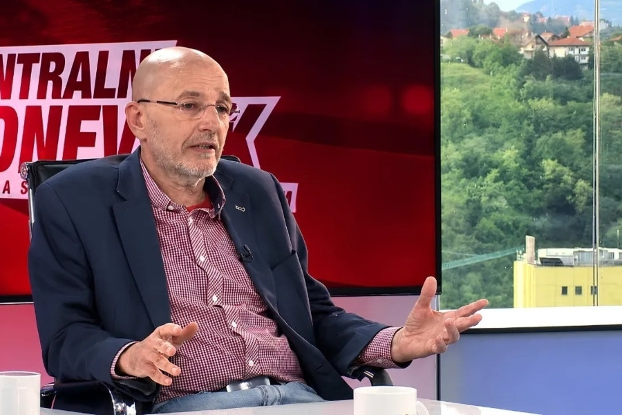EKSPLOZIVNI INTERVJU KOJI JE UZDRMAO REGION: “Ako Dodik sruši OHR, istog trenutka se ukida RS i vraća Republika Bosna i Hercegovina” (VIDEO) EKSPLOZIVNI INTERVJU KOJI JE UZDRMAO REGION: "Ako Dodik sruši OHR, istog trenutka se ukida RS i vraća Republika Bosna i Hercegovina" (VIDEO)