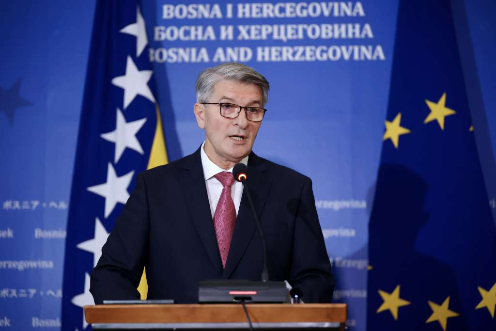 Naprijed BiH o Dodikovom pozivu ‘Srbima da zatvore radnje u Sarajevu’: Jasno je ko mu je politički otac.