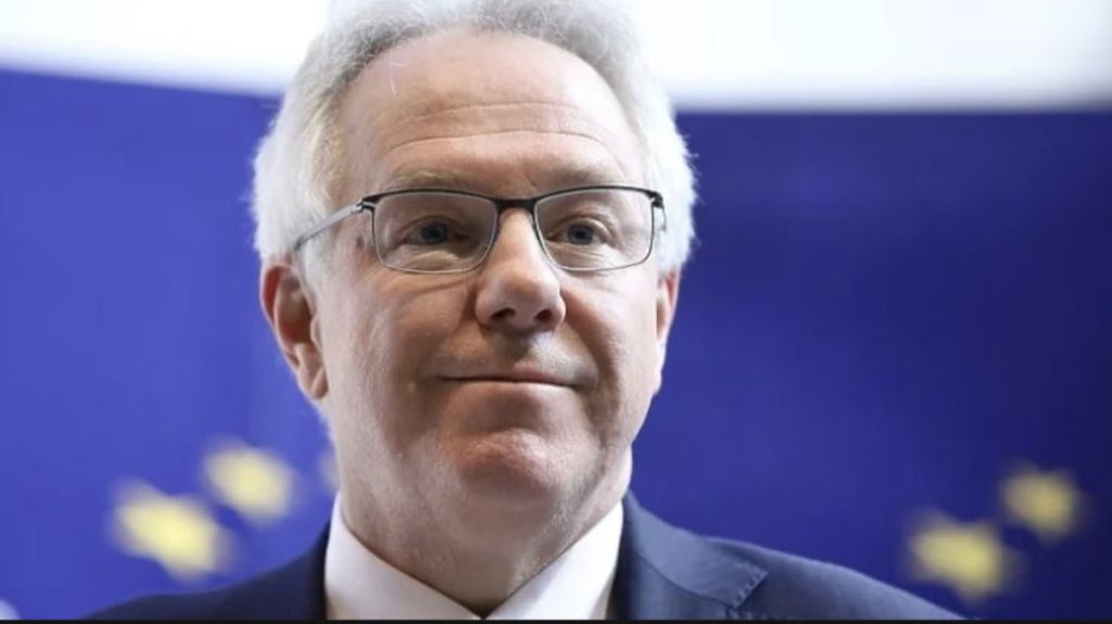 Murphy tvrdi: “Izetbegović je pristajao na podjelu BiH”