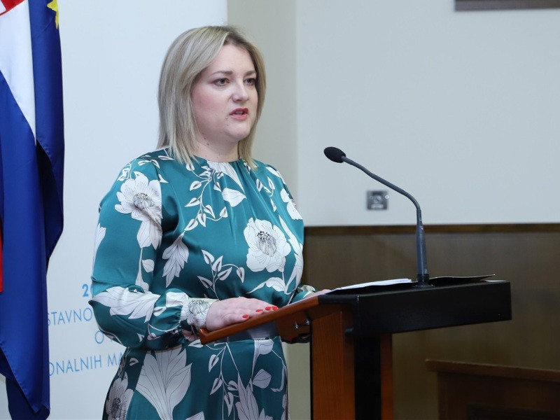 VIDEO Saborska zastupnica usred Zadra zaplesala užičko kolo i izazvala lavinu reakcija
