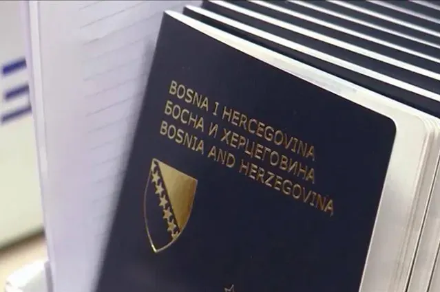 Iz UIO stiglo važno upozorenje za građane BiH: Evo koliko dugo vam mora važiti pasoš za ulazak u EU?
