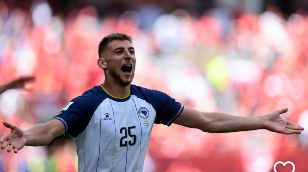 Komentatori iz regiona euforično proslavili Lukićev gol, osim onog iz Srbije: Poslušajte kako je zvučao Komentatori iz regiona euforično proslavili Lukićev gol, osim onog iz Srbije: Poslušajte kako je zvučao