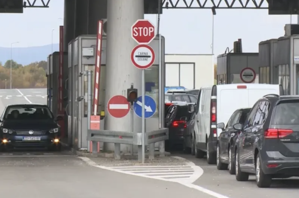 Pazite šta nosite preko granice: Zbog kafe možete platiti kaznu od 12.000 eura Pazite šta nosite preko granice: Zbog kafe možete platiti kaznu od 12.000 eura