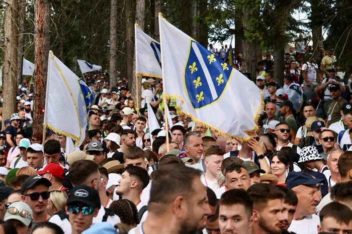 Zabrana ljiljana na Maršu mira? “Nisu to dvije žene iz Doboja, nego hiljade ljudi”