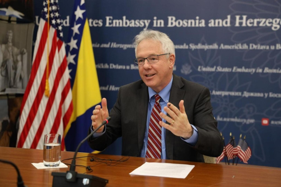 OGLASIO SE MICHAEL MURPHY: Bivši američki ambasador poslao snažnu poruku uoči komemoracije u Potočarima