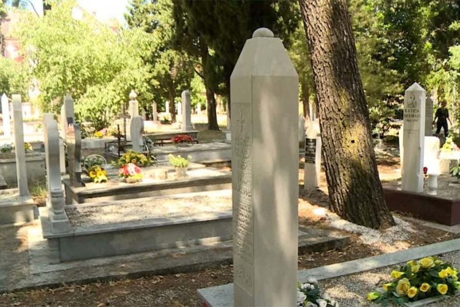 SKANDAL U MOSTARU: Naprasno prekinuto obilježavanje 34. godinšnjice formiranja Prve mostarske brigade, pogledajte šta je “osvanulo” u Liska haremu…