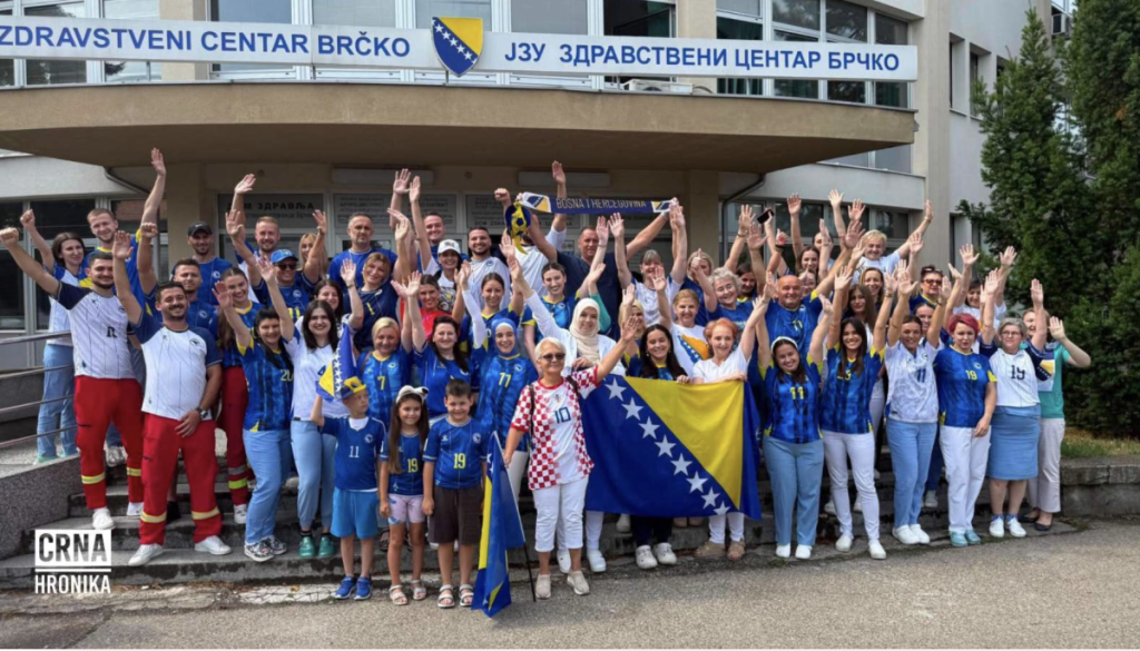 Srpskoj demokratskoj stranci smeta što su medicinari obukli dresove BiH i Hrvatske Srpskoj demokratskoj stranci smeta što su medicinari obukli dresove BiH i Hrvatske