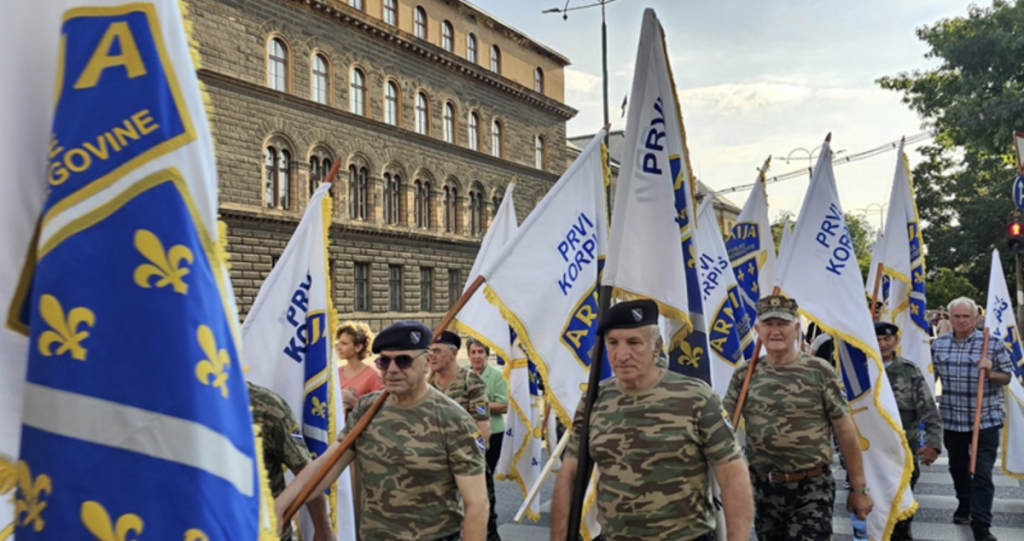 Vlada FBiH uvodi borački dodatak: Ako ste proveli čitav rat u ARBiH, dobit ćete 66 KM Vlada FBiH uvodi borački dodatak: Ako ste proveli čitav rat u ARBiH, dobit ćete 66 KM