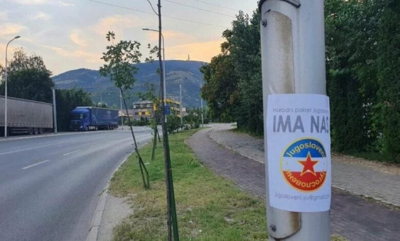 MISTERIOZNI PLAKATI OSVANULI U SARAJEVU: Pokret poziva na oživljavanje Titovih ideja