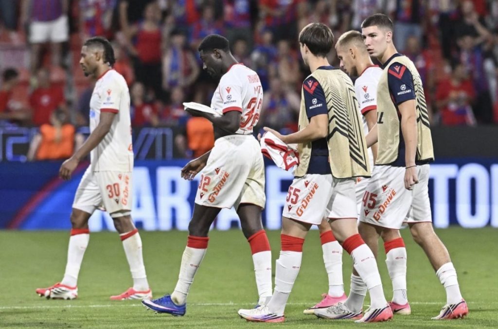 UEFA ne prašta nikome! Pokrenut postupak protiv Crvene zvezde zbog veličanja Ratka Mladića!