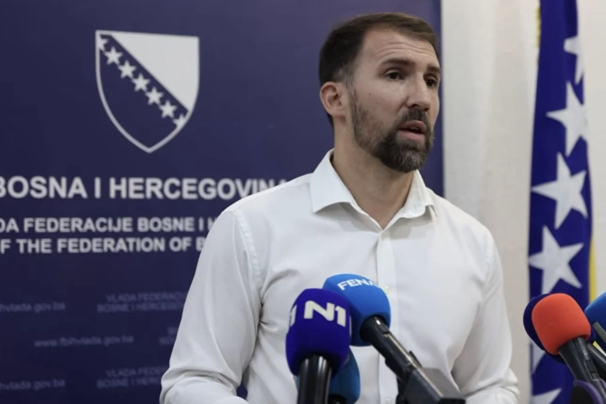 Ipak je ministar Delić to uljepšao: Penzije u FBiH rastu za samo 0,32 posto, evo koliko će iznositi najniža penzija