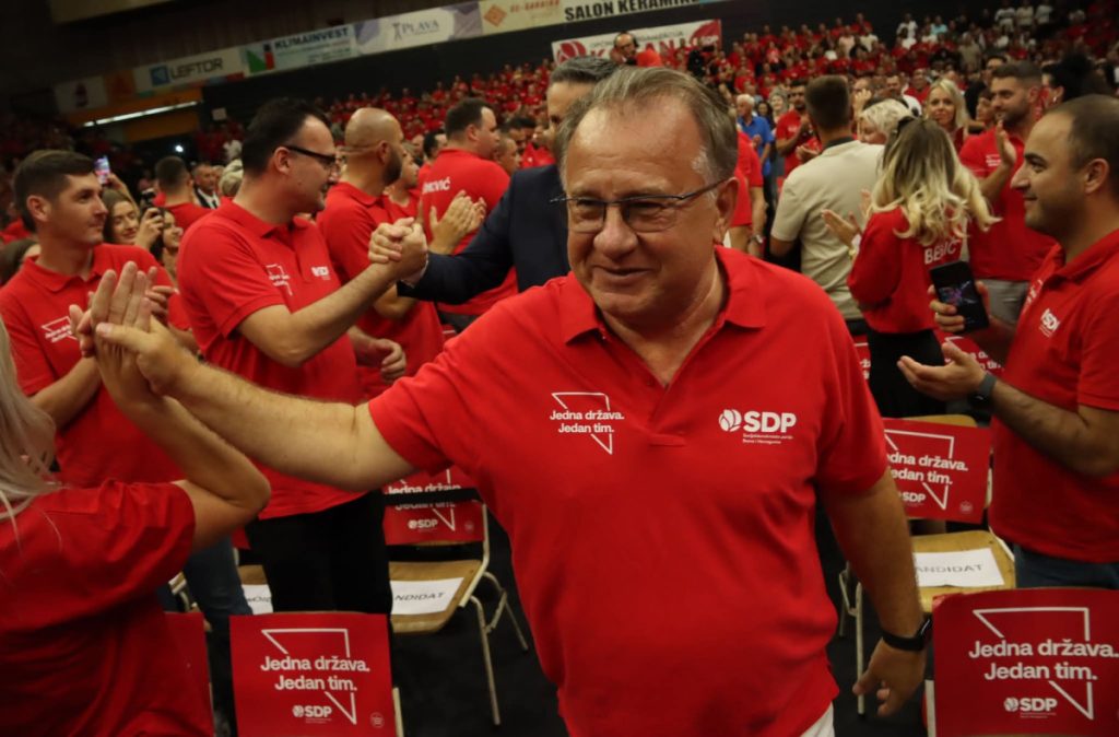 Nermin Nikšić (SDP) obećao da će najniža plata biti 1.500 KM a penzija 1.000 KM