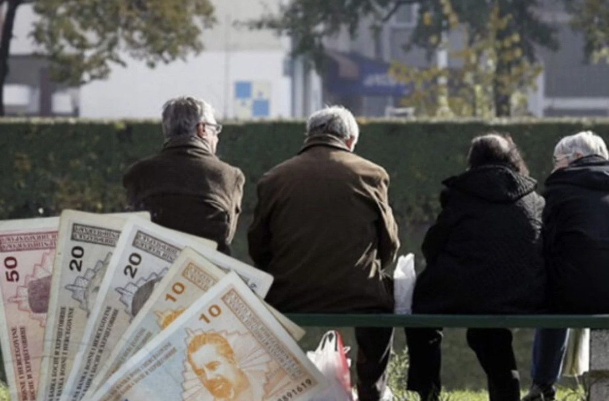 Prije ili poslije izbora? Evo kada bi mogle biti isplaćene septembarske penzije