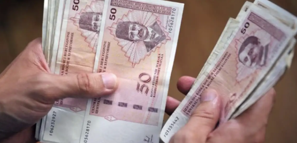 Stiže novac za roditelje i djecu u dijelu BiH. Objavljeni detalji i iznosi Stiže novac za roditelje i djecu u dijelu BiH. Objavljeni detalji i iznosi