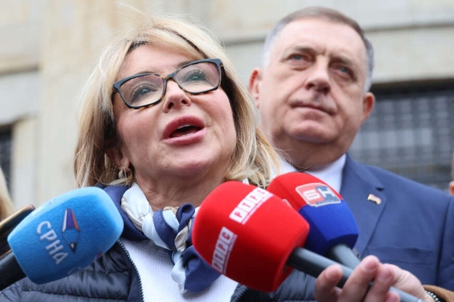 ANA TRIŠIĆ BABIĆ UZBURKALA JAVNOST: „Dobili smo zeleno svjetlo Moskve, krećemo u realizaciju…“ ANA TRIŠIĆ BABIĆ UZBURKALA JAVNOST: „Dobili smo zeleno svjetlo Moskve, krećemo u realizaciju...“