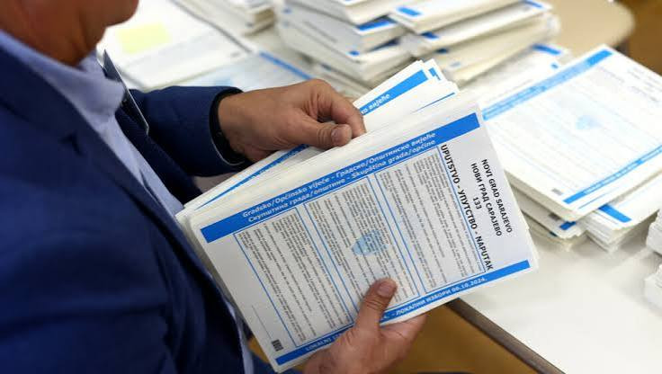 Ovaj političar tvrdi da je pokraden na izborima