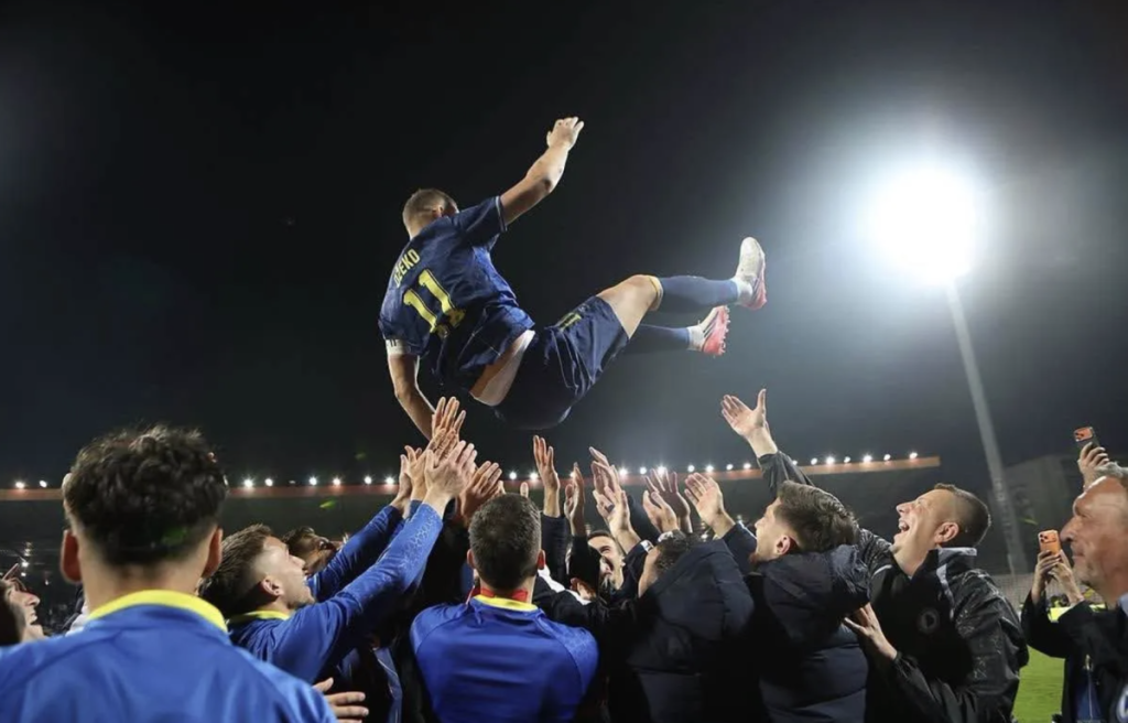 Edin Džeko svojom novom objavom ponovo digao naciju na noge! Edin Džeko svojom novom objavom ponovo digao naciju na noge!