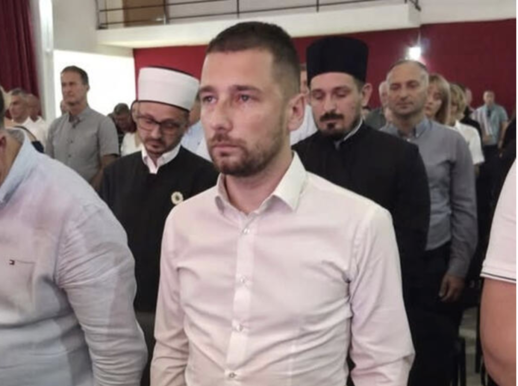 Glasovi poštom promijenili sve: Dobijamo li najvećeg tragičara Izbora? Glasovi poštom promijenili sve: Dobijamo li najvećeg tragičara Izbora?