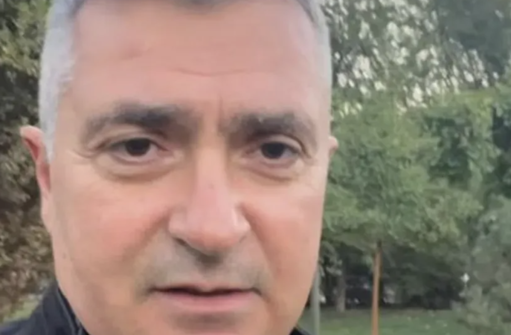 Srdanović se obratio penzionerima: “Ono što ste stekli stvarajući ovu zemlju…” Srdanović se obratio penzionerima: "Ono što ste stekli stvarajući ovu zemlju..."